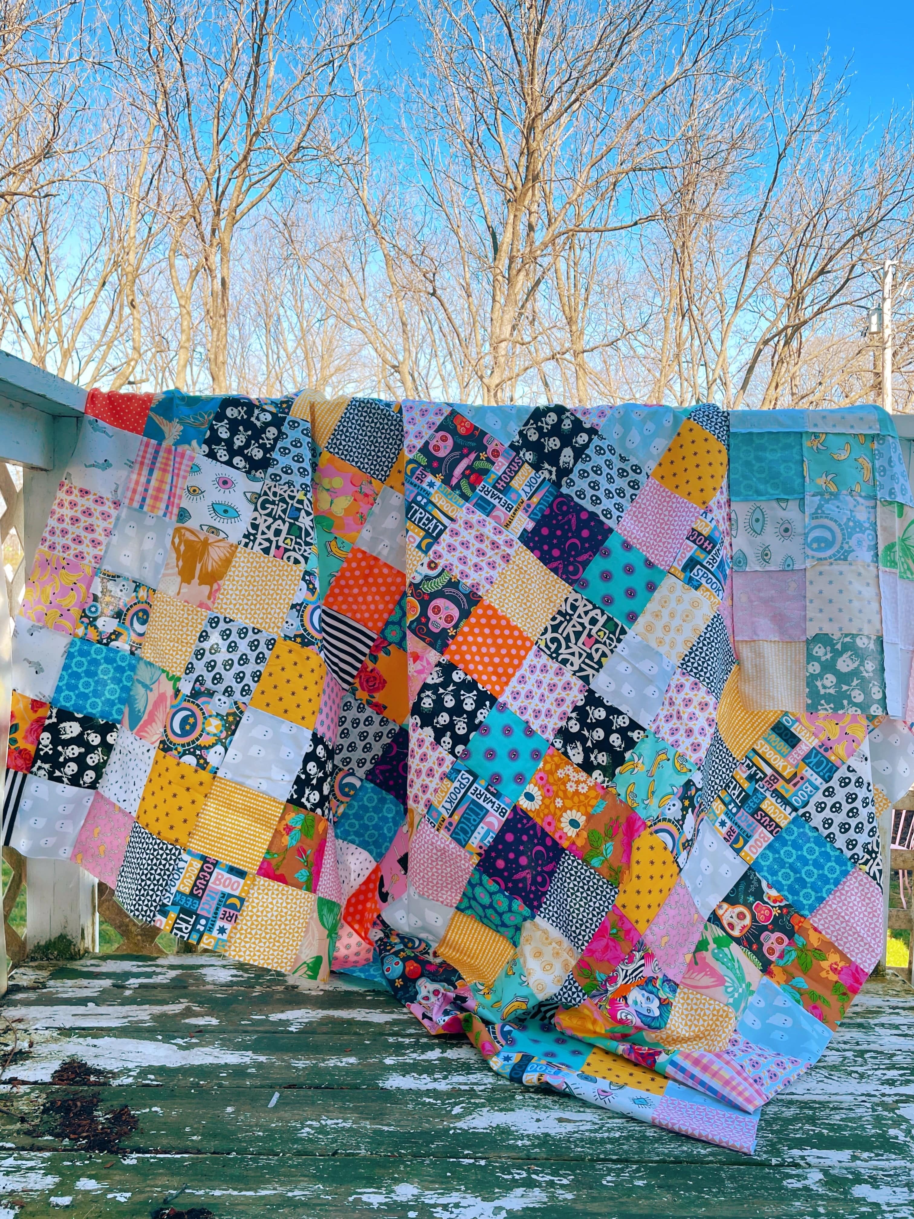 Patchwork Quilt & Pillow printed pattern - Image 3